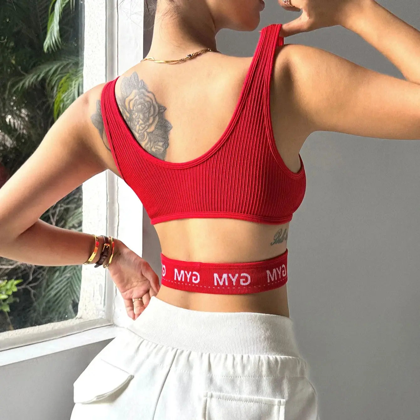 Red Ribbed U-Neck Sports Bra for Women