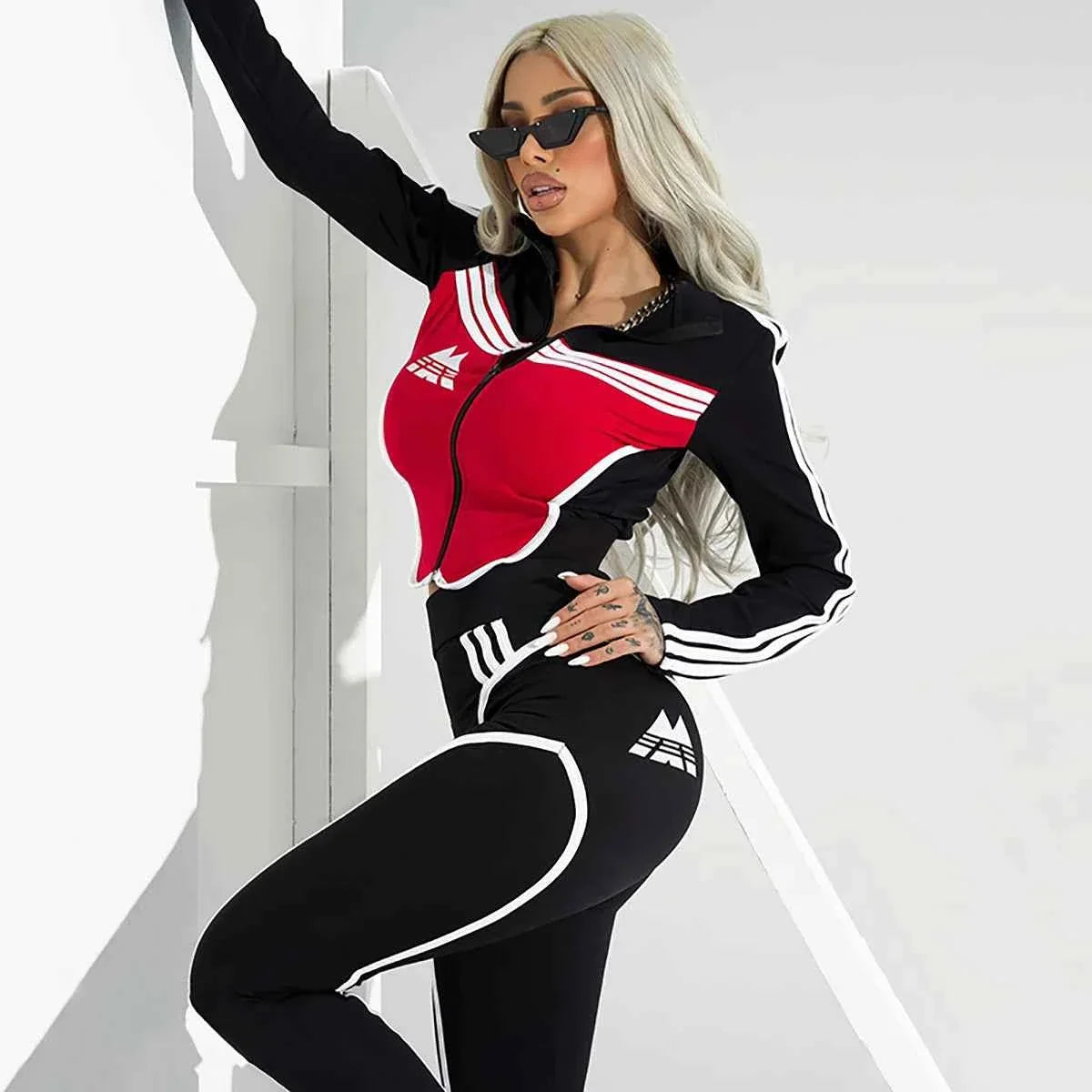 Striped Color Block Yoga Set with Zipper Top