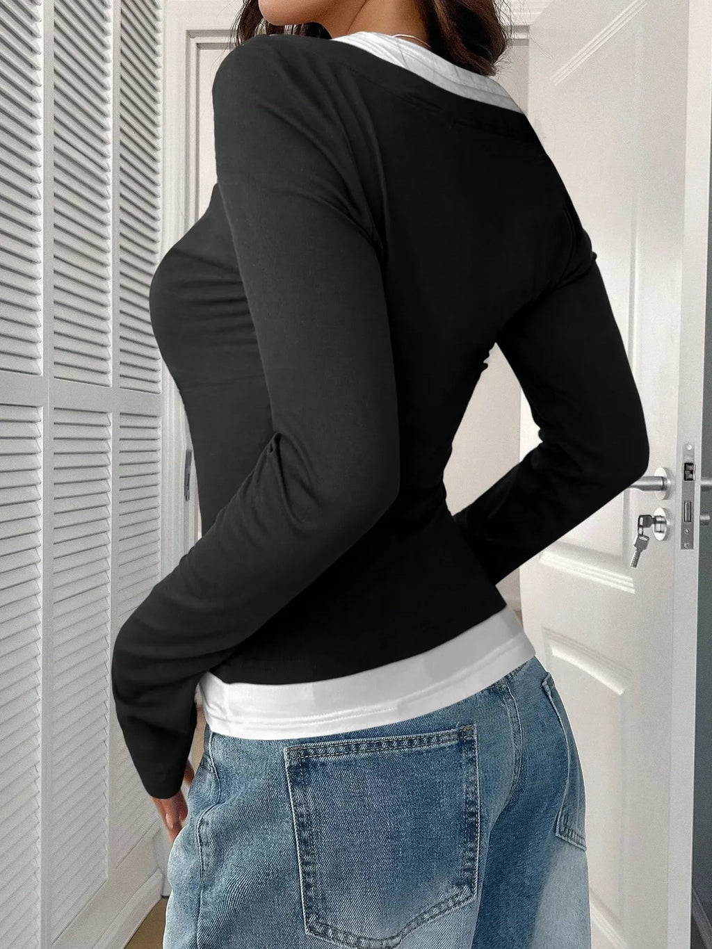 Scoop Neck Fake Two-Piece T-Shirt
